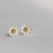 925 Sterling silver earrings golden white daisy cute elegant ear stud ear nail 