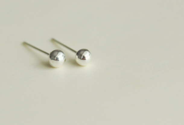 Tiny Ball Pretty Cute Silver 925 Sterling Earrings Elegant Ear Stud Ear Nail