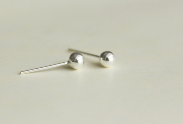 Tiny Ball Pretty Cute Silver 925 Sterling Earrings Elegant Ear Stud Ear Nail