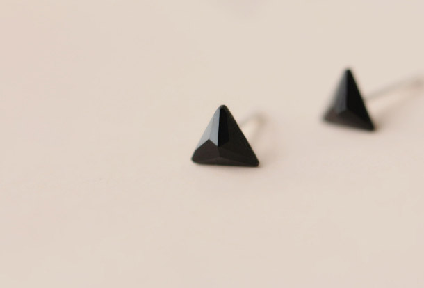 Black Onyx Triangle 925 Sterling Silver Small Earrings Pretty Cute Elegant Ear Stud Ear Nail
